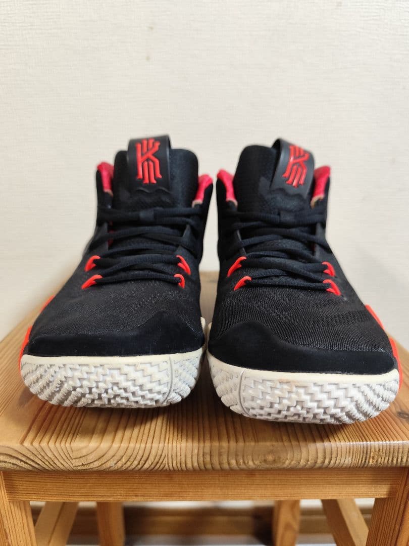 Nike Kyrie4 ナイキ カイリー4　27.5cm　カイリー・アービング
