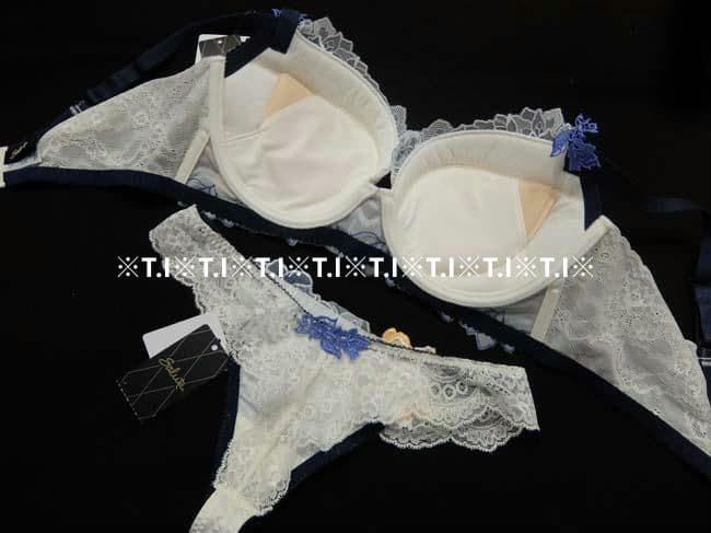 サルート/ベトナムの花嫁 E70＆ソングショーツM OV 06 - メルカリ