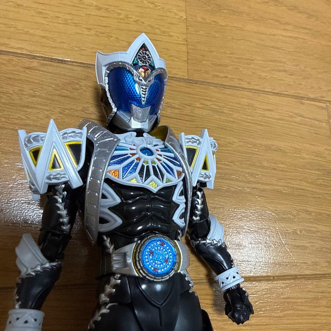 【武器2種欠品】S.H.Figuarts真骨彫製法　仮面ライダーサガ