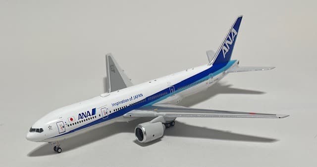 航空機・ヘリコプター Pheonix ANA B777-200ER JA717A Amazon.co.jp: ANA 777-200ER JA717A 全日空 ボーイング Phoenix