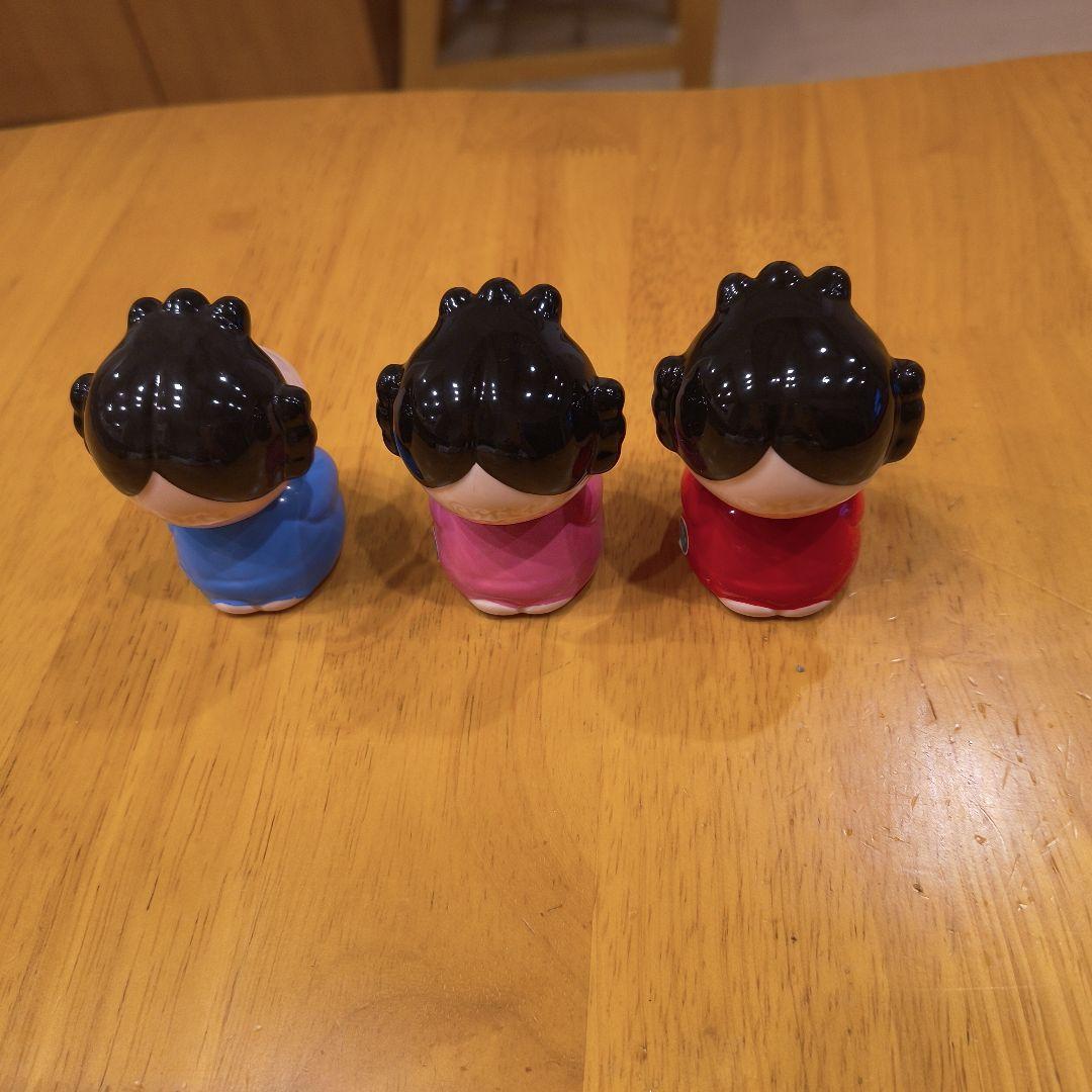 サザエボンの首振り人形３体　キャラクター陶器フィギュアセット（赤・ピンク・青）
