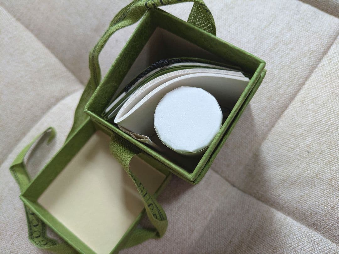 箱付き】GUCCI グッチ ネックボウ フローラ ピンク【美品】 - メルカリ