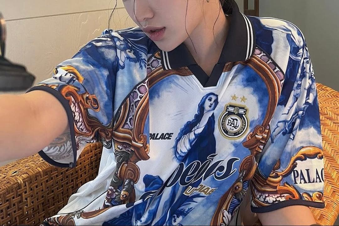 Palace Holy Grail Jersey - メルカリ