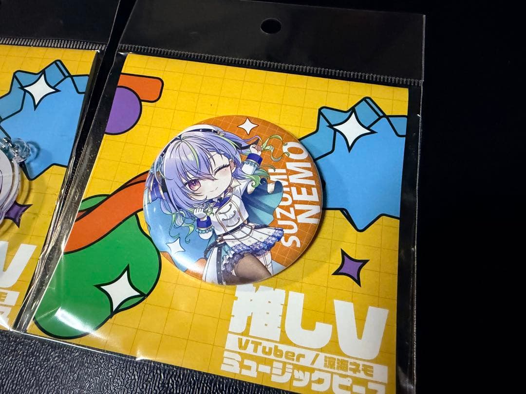 涼海ネモ　推しV アクリルスタンド　アクリルキーホルダー　缶バッジ　セット売り