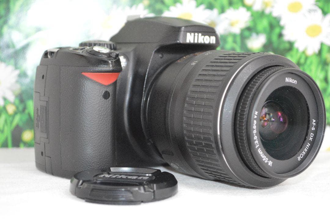 卸売り家電・スマホ・カメラ - ❤️小さい軽い簡単綺麗❤Nikon D40