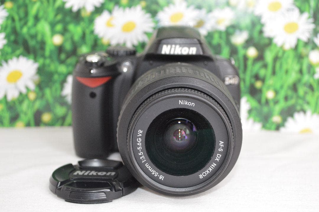卸売り家電・スマホ・カメラ - ❤️小さい軽い簡単綺麗❤Nikon D40
