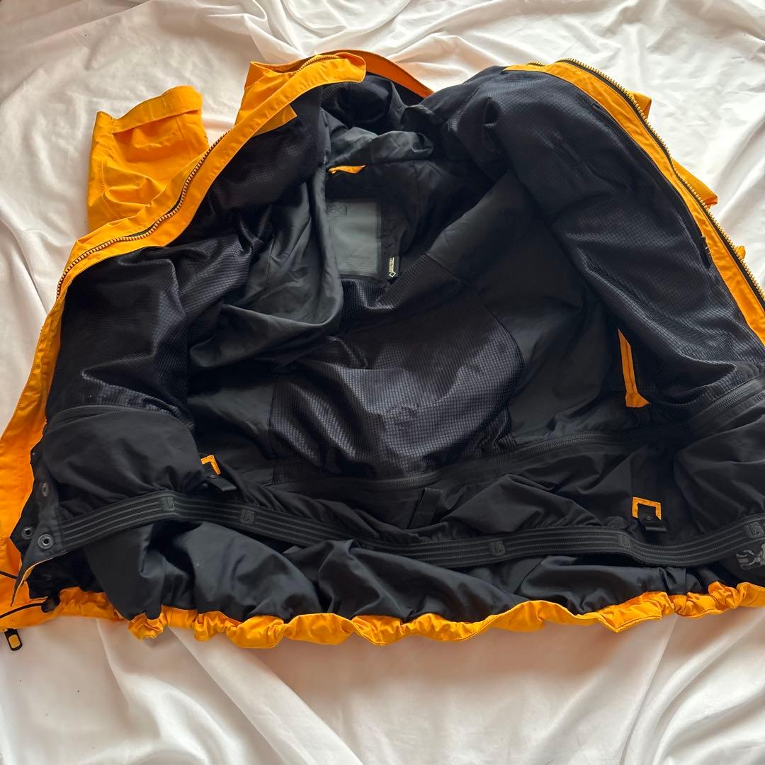 A*i様 BURTON AK GORE TEX ナイロンジャケット マウンテンパ - メルカリ