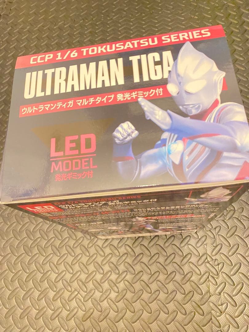 ★CCPウルトラマンティガ 1/6 LEDモデル