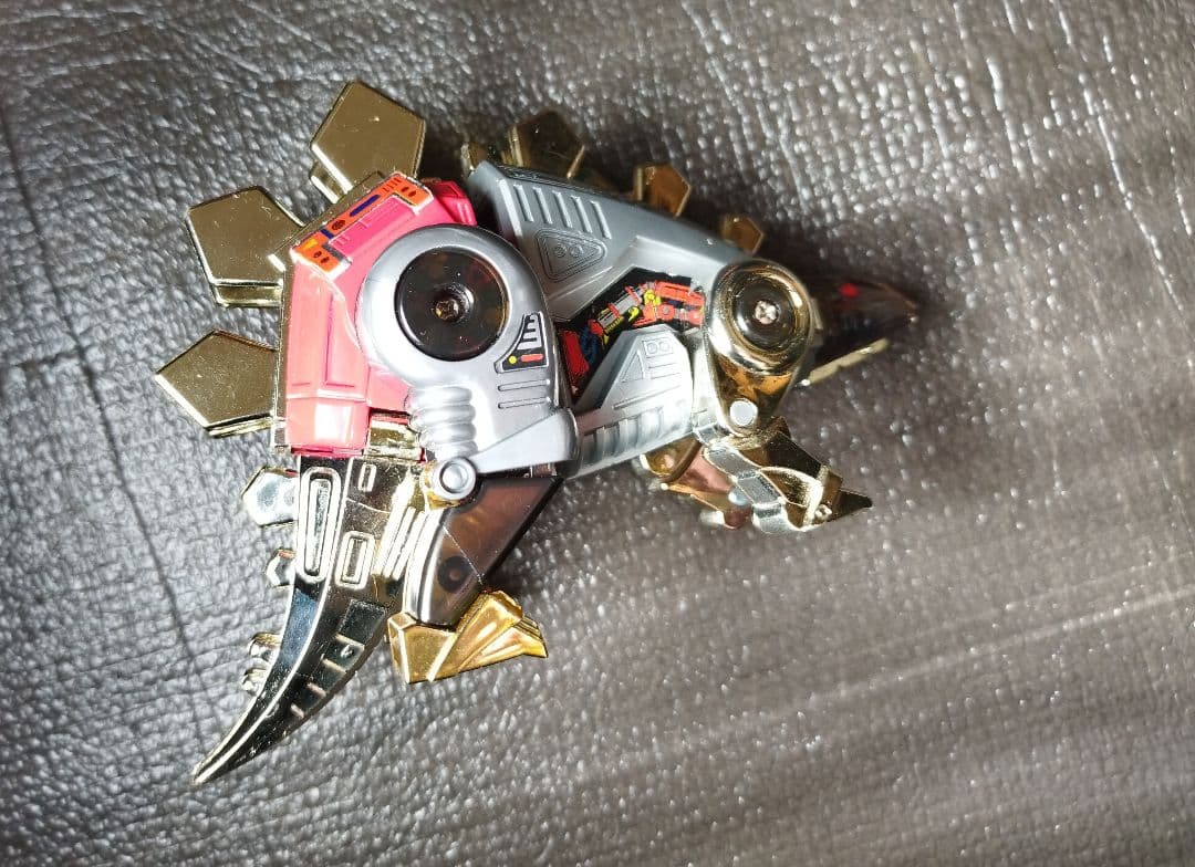 ランスフォーマーG1　タカラ　29 ダイノボット　スナール