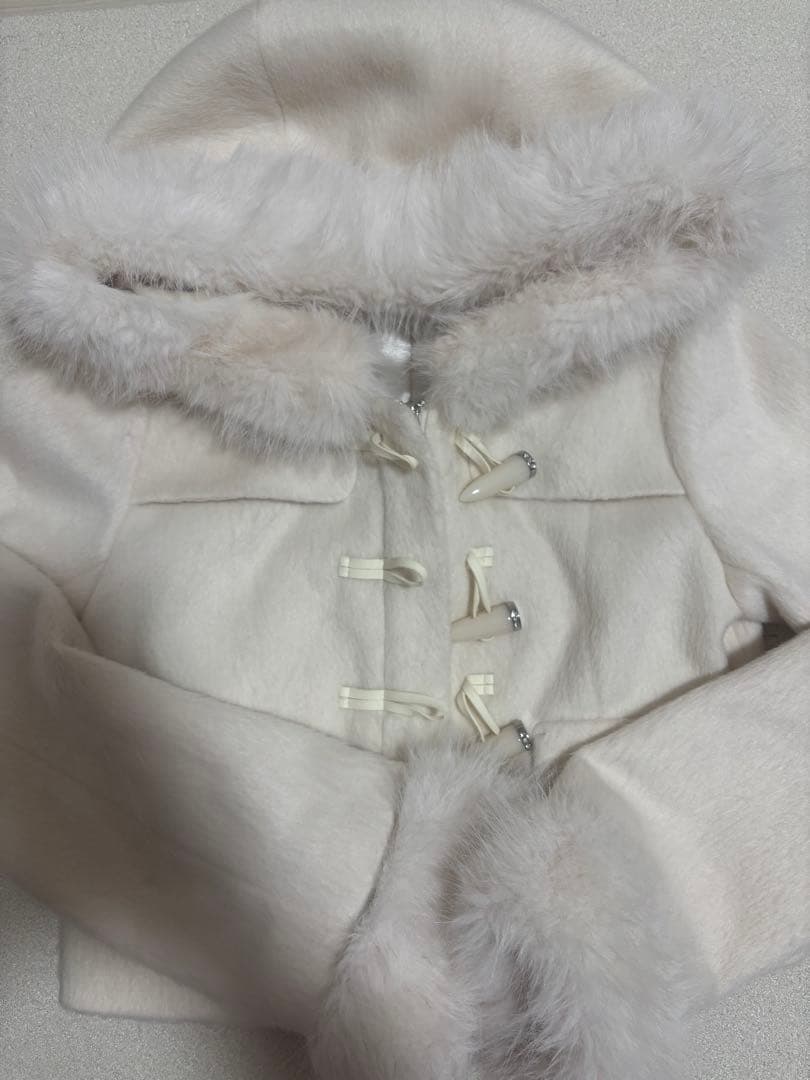 ミシェルマカロン ファーショートダッフルコート ホワイト フリー