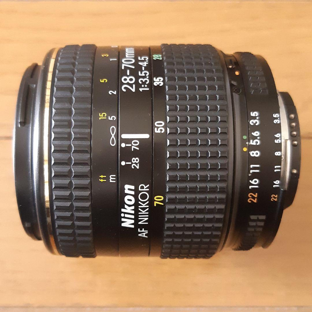 ★ NIKKOR 28-70mm f/3.5-4.5 ズームレンズ