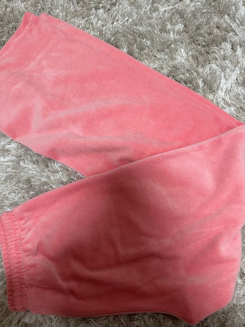 BLACKPINK 【ライブ会場限定】ベロアジップアップフーディーPINK