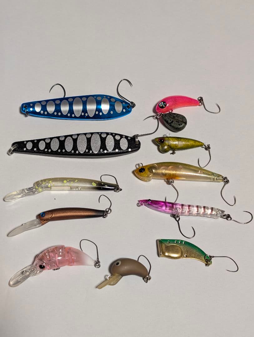 エリアトラウト ルアーセット GJ クランク ウルキ ボトム - メルカリ