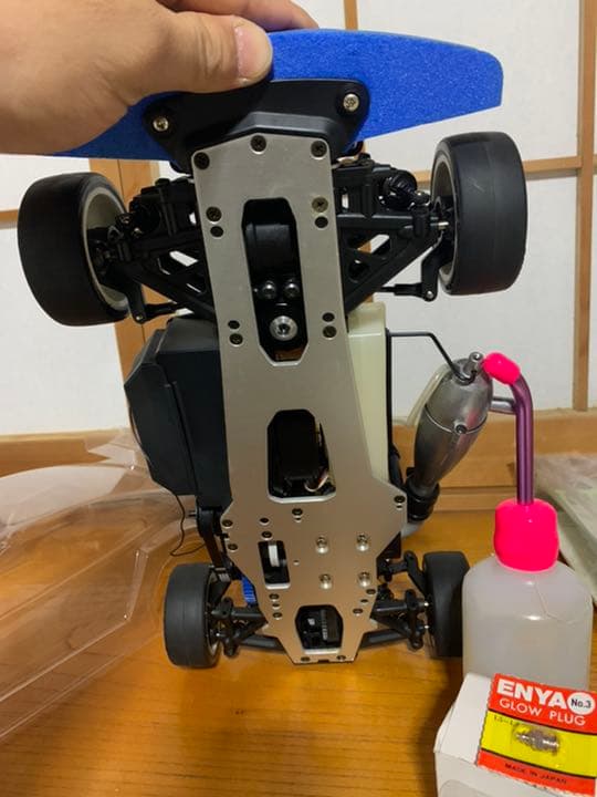 エンジンカー　メルセデスベンツ　電動ラジコン、川畑真人D1180sx