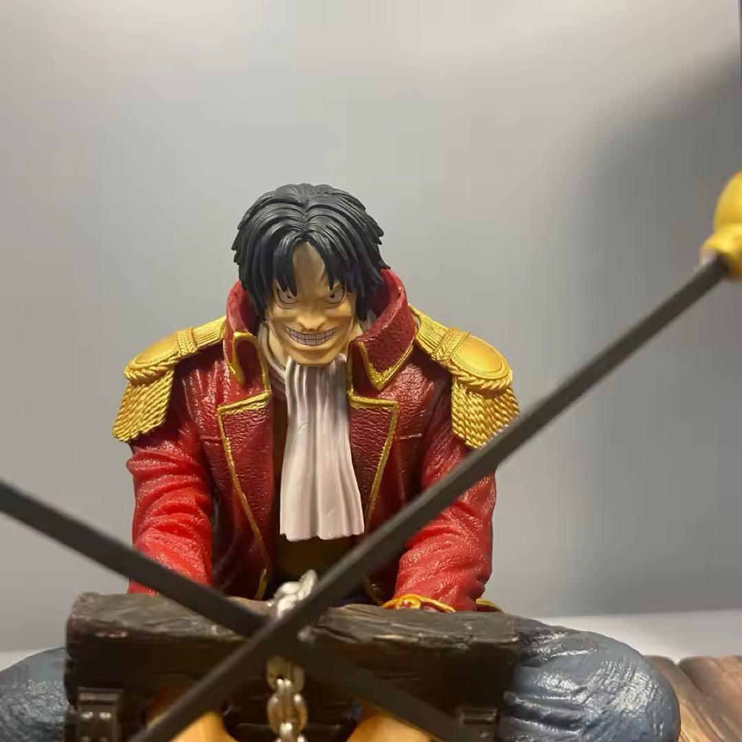 ONE PIECE ロジャー処刑人26cmフィギュア