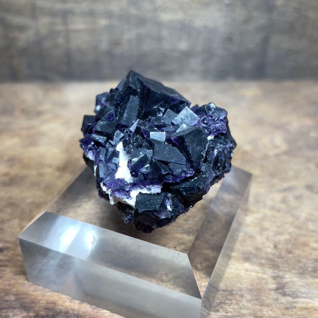 No.638 中国 浙江省産 フローライト原石＊ブラック＊ダークパープル