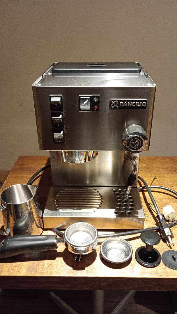 RANCILIO ランチリオ Silvia シルビア エスプレッソマシン Amazon | ランチリオ シルビア エスプレッソマシン シングルボイラー