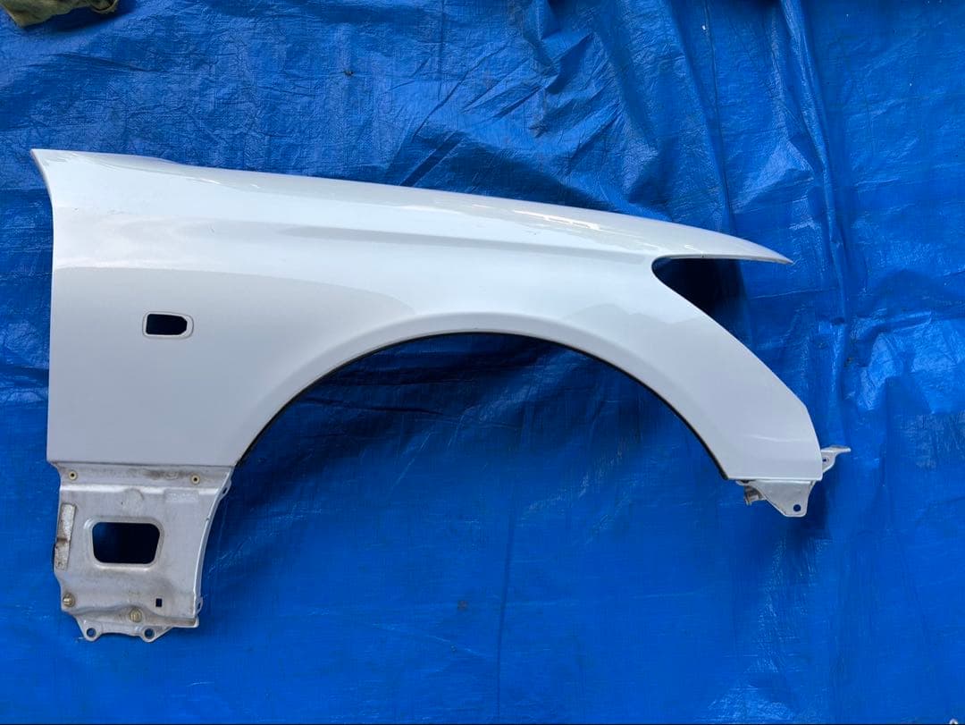 トヨタ　30系セルシオ後期　右フロントフェンダー アーティシャンスピリッツ フェンダーキット セルシオ30系 : IMC