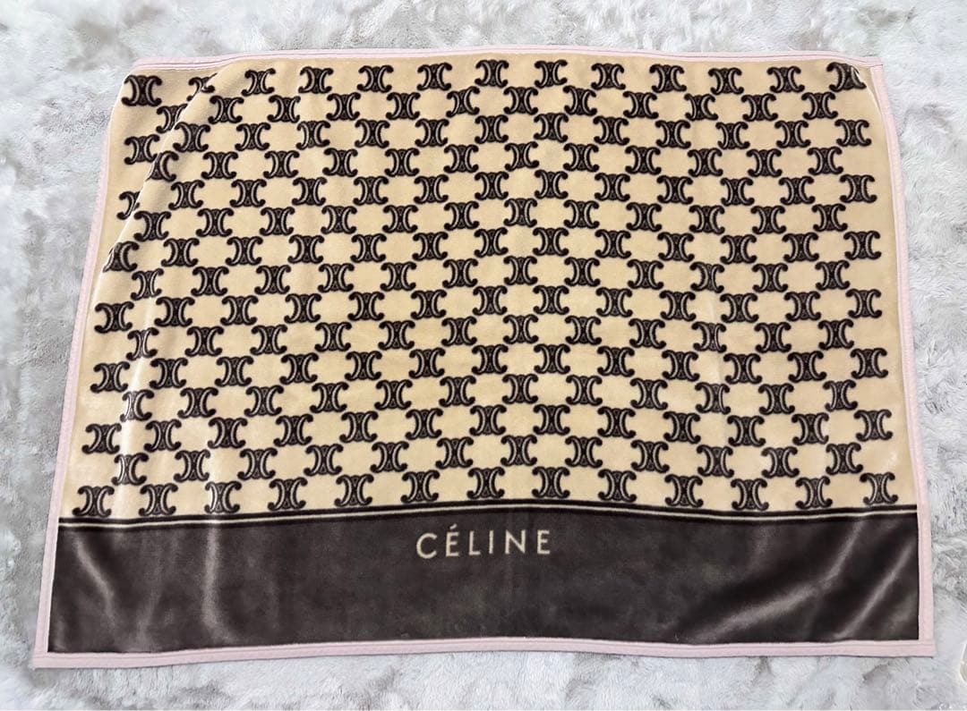 CELINE】セリーヌ 膝掛け ブランケット ハーフケット - メルカリ