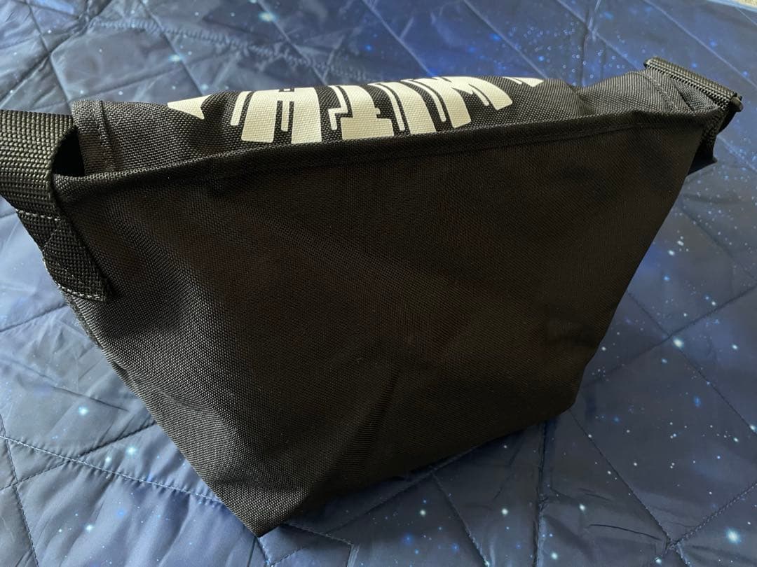 と*と様 マンウィズ× Manhattan Portageコラボショルダーバッグ