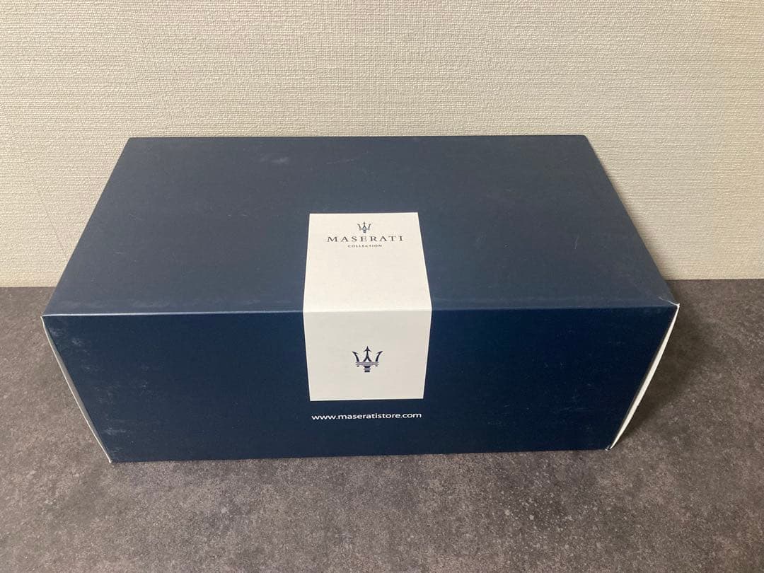 y*z様 Maserati Ghibli ダークブルー