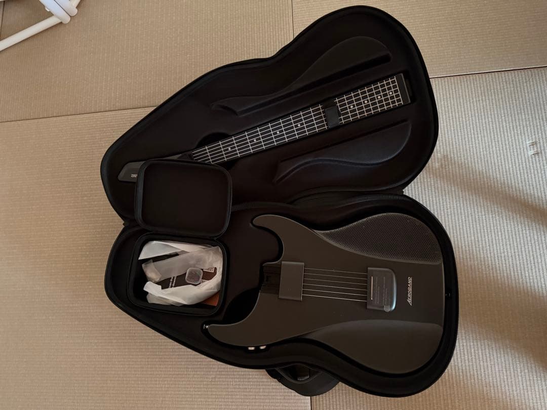 AeroBand Guitar BLACK マイク 専用バッグ付き - メルカリ