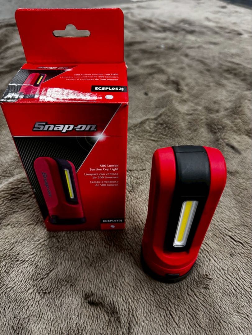 Snap-on 500ルーメン 吸盤付きライト ECSPLO52 500 Lumen Suction Cup Light (Red) | ECSPL052 | Snap-on Store