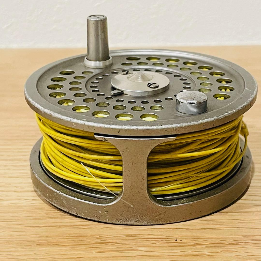 DAIWA ダイワ Alltmor アルトモア S300 フライリール ケース付 - メルカリ