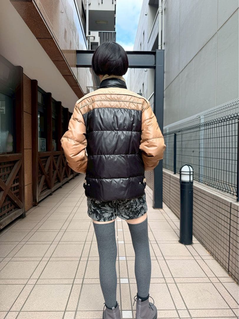 定価 15万円 モンクレール ダウン ブラウン系 ショート丈 正規品