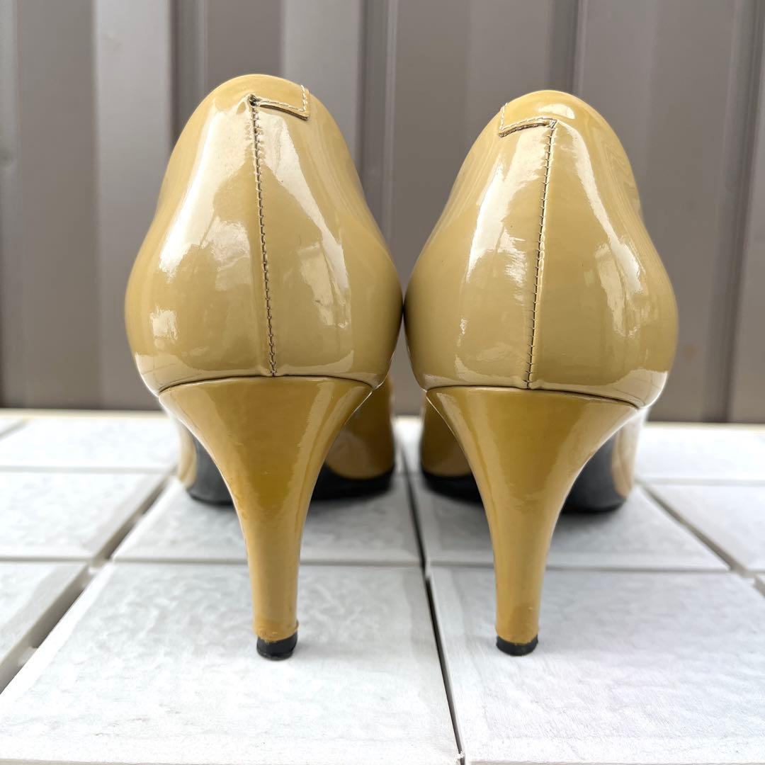 36.5 Roger Vivier パンプス エナメル ベージュ 23.5 - メルカリ