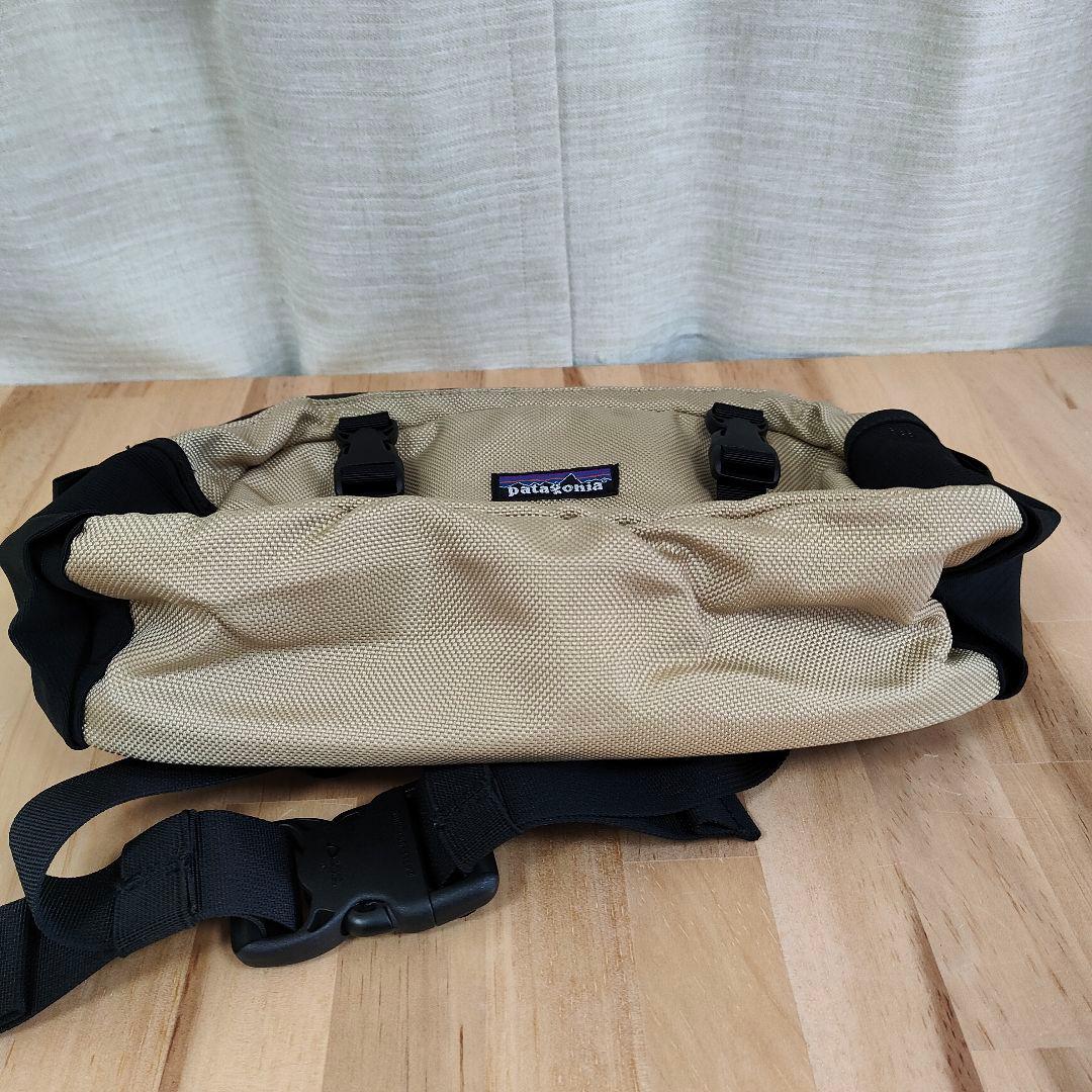 パタゴニア スーパーベガ トラベルミニ ベージュ ウエストバッグ