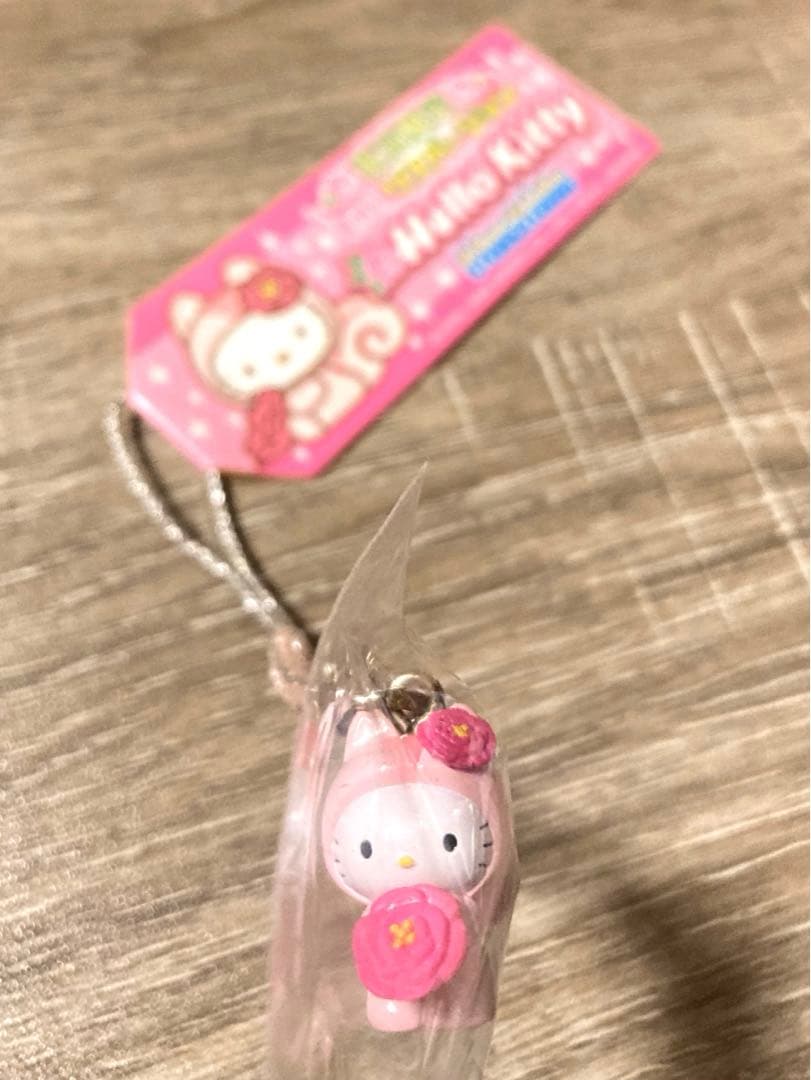 ハローキティ ご当地キティ 東京限定 町田 リスバージョン 根付け