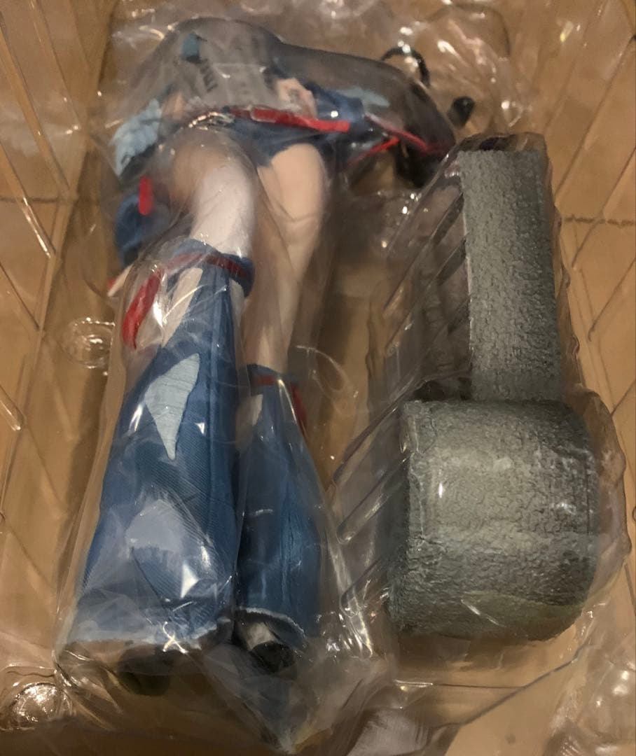 【新品未使用】海外限定 新世紀エヴァンゲリオン 綾波レイ フィギュア