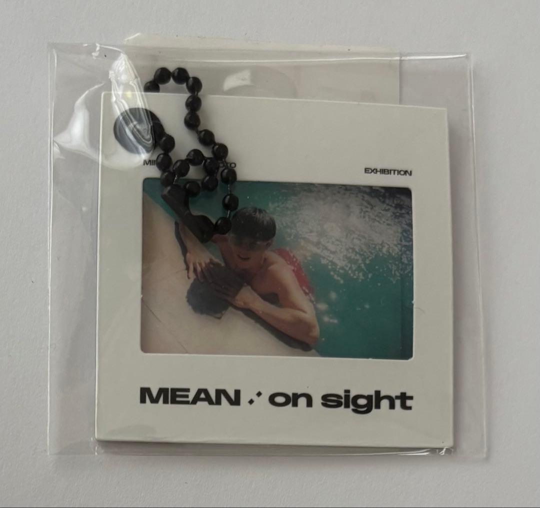 Mean on sight ミンホ SHINee 写真展 キーホルダー フイルム - メルカリ