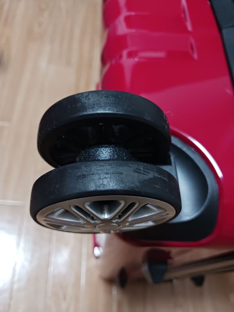 矢沢永吉E.YAZAWA 赤 キャリーケース 大型　希少品