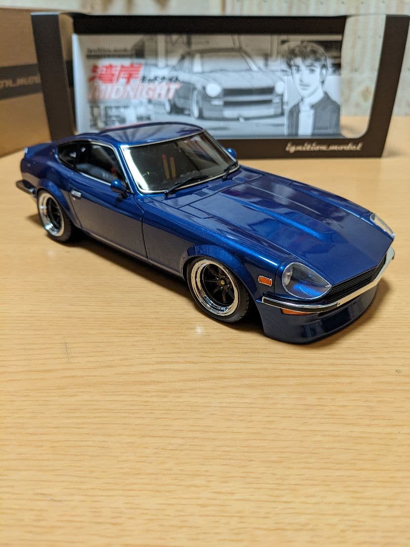 イグニッションモデル1/18　日産フェアレディZ(S30) 湾岸ミッドナイト