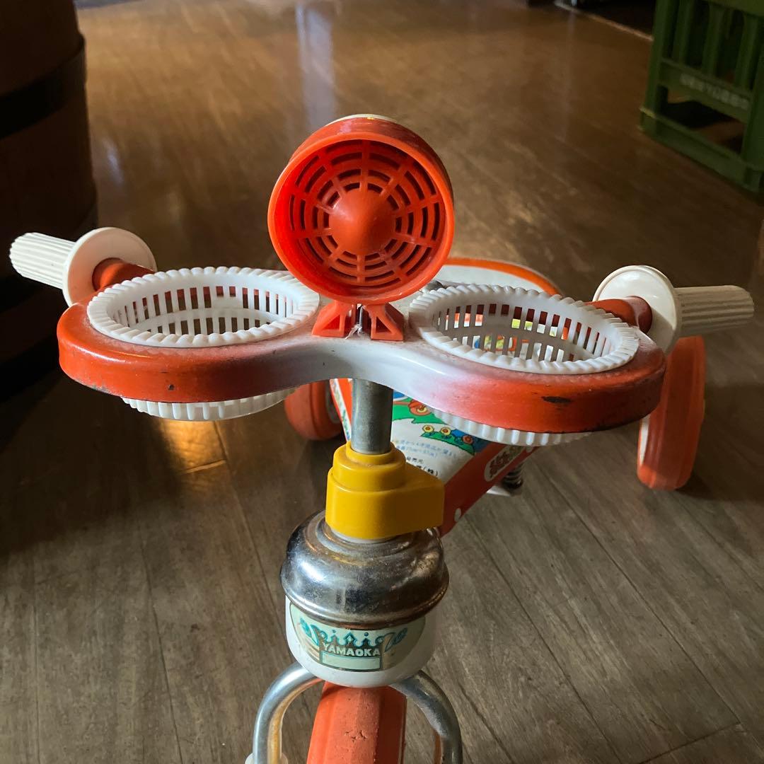 PLAY MATE 三輪車 ホワイト・オレンジ　中古品