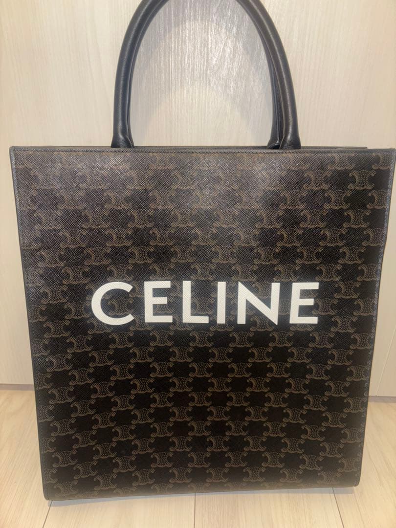 CELINE トートバッグ ブラック ブラウン CELINE マカダム柄 トート ブラウン/黒 PVC Leather – VALTIQUE