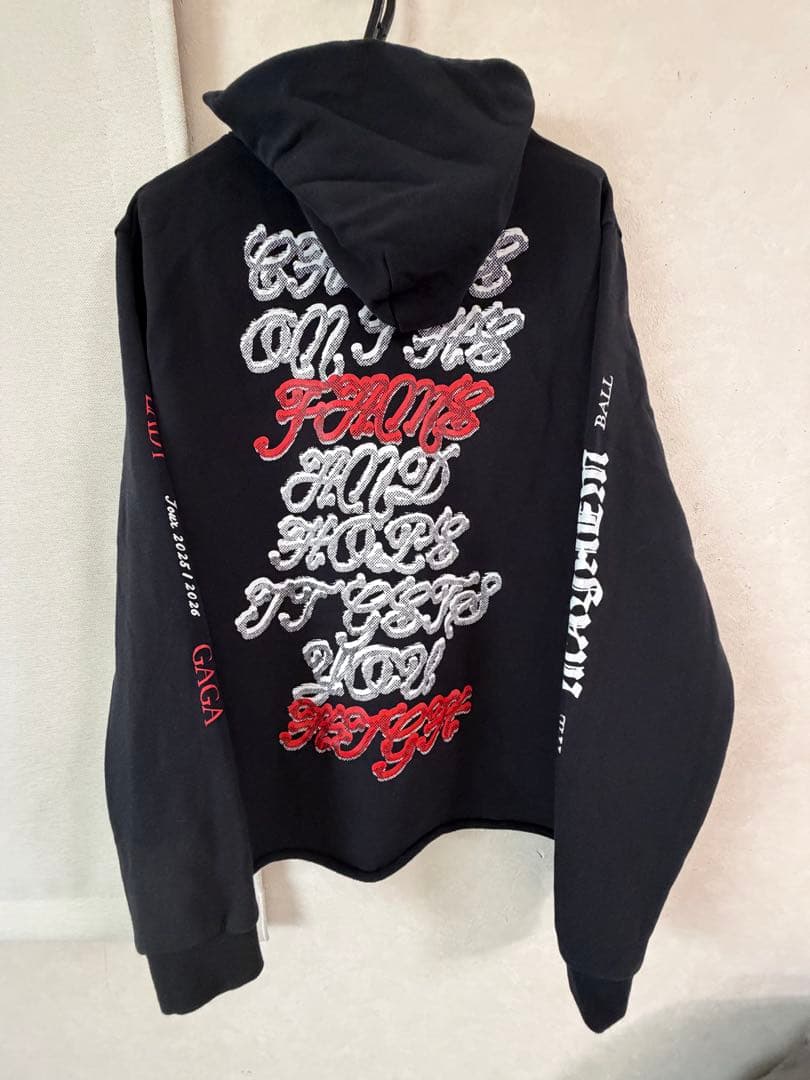 レディーガガ Mayhem ライブ限定パーカー　M