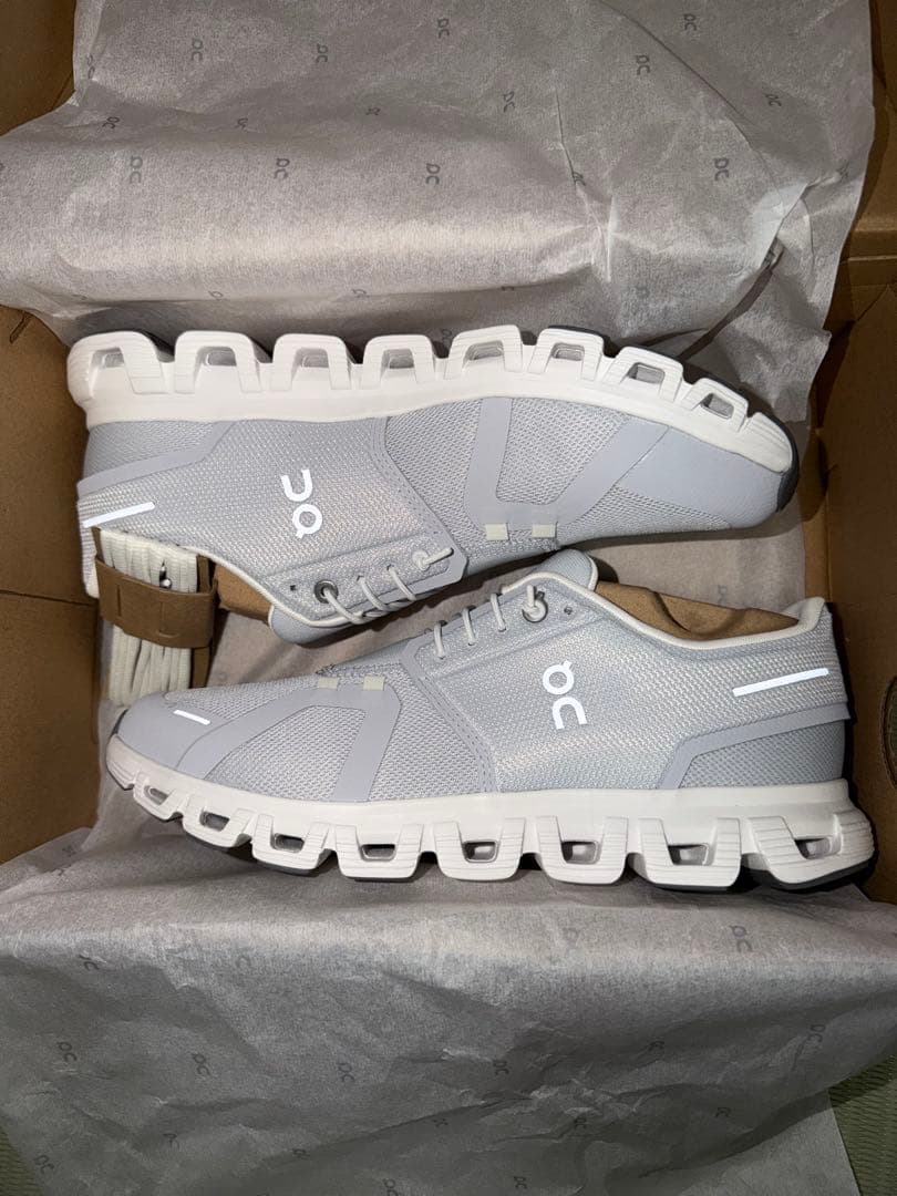 靴 [ On Cloud 6 26.5cm ]