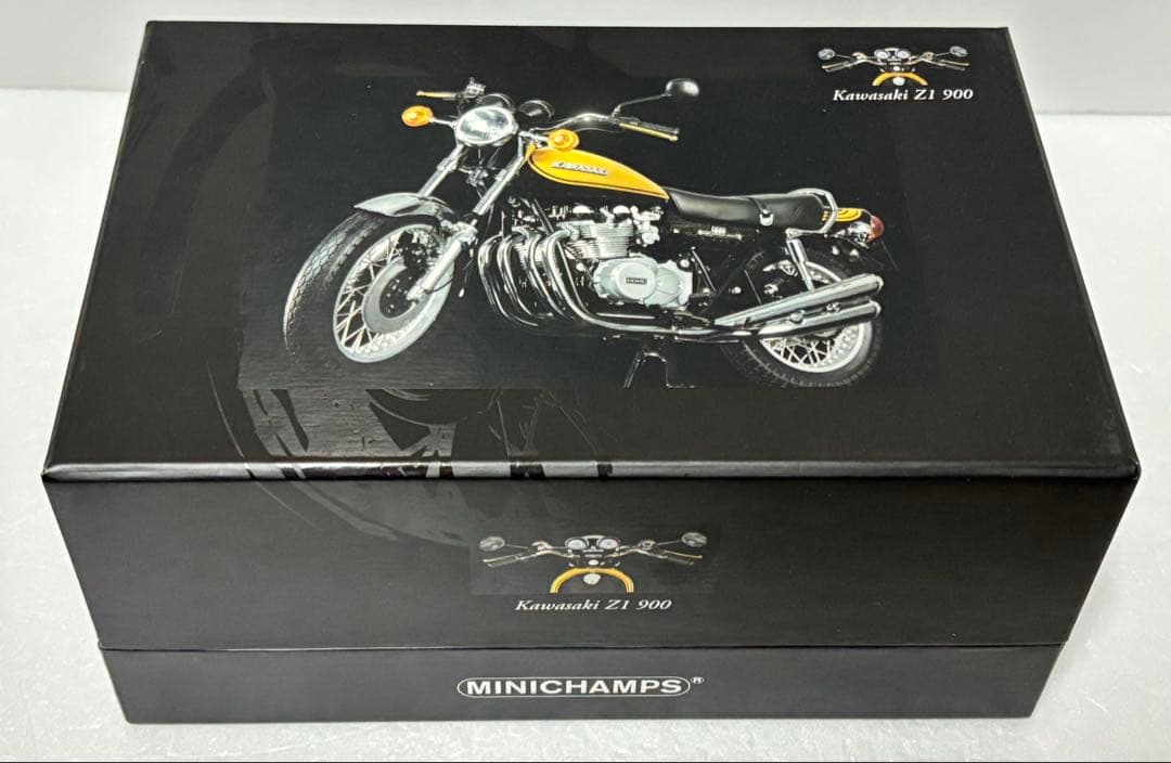ミニチャンプス　オートバイ 1/12 Kawasaki Z1 900