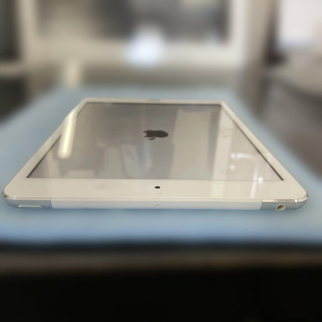 Apple iPad mini3 64GB セルラーモデル シルバー - メルカリ