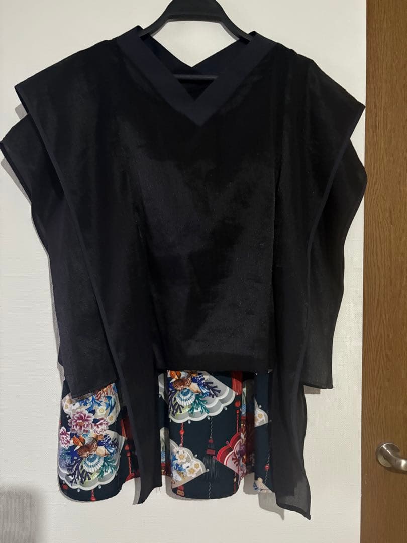 売り切りお値下げ　　ふりふ　　竜宮のお誘い　トップス