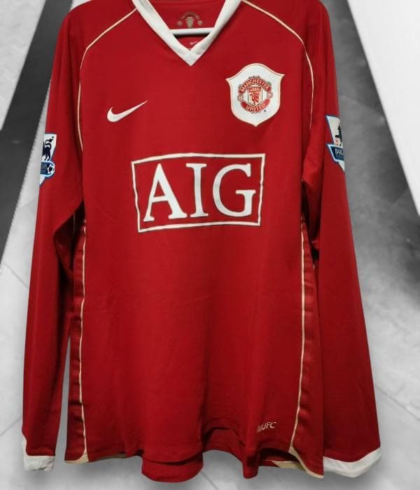 マンチェスター・ユナイテッド 7番 ロナウド ユニフォーム マンチェスターU（H）長袖 03/04 ロナウド＃7 + EPL パッチ付き。