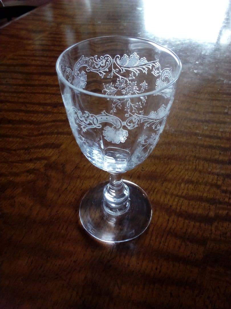 フランス ワイングラス 「ロカイユ模様」アンティーク フランス ワイングラス 「ロカイユ模様」アンティーク ロカイユ