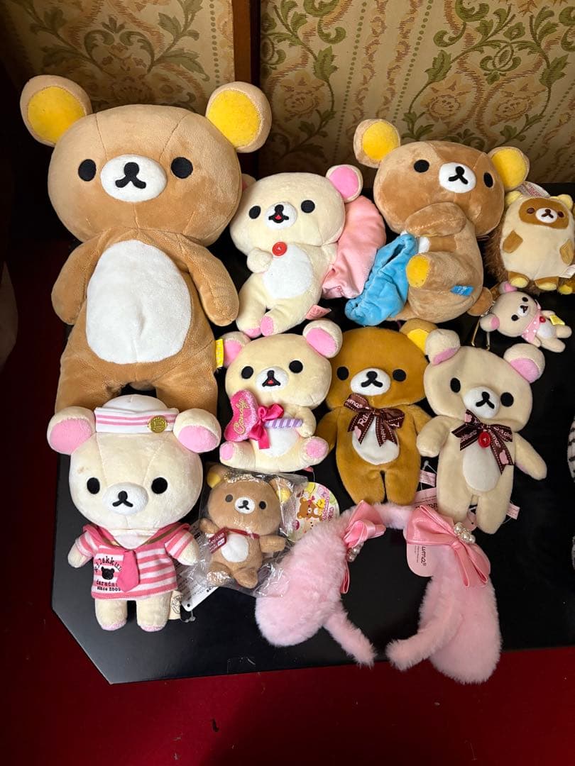 リラックマ　ハローキティ　ぬいぐるみ　まとめ売り