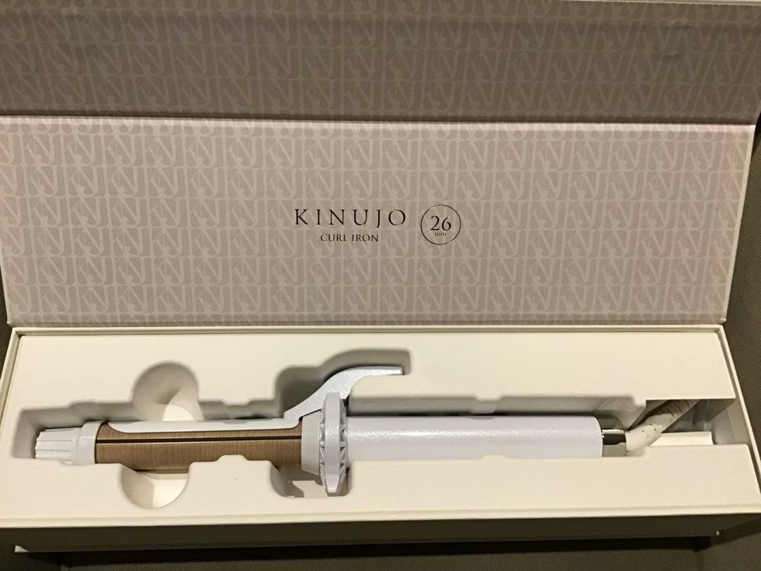 キヌージョ　絹女～KINUJO〜カールアイロン26mm KINUJO（絹女） プロ カール アイロン 26mm/32mm PRO Curl IronKINUJO
