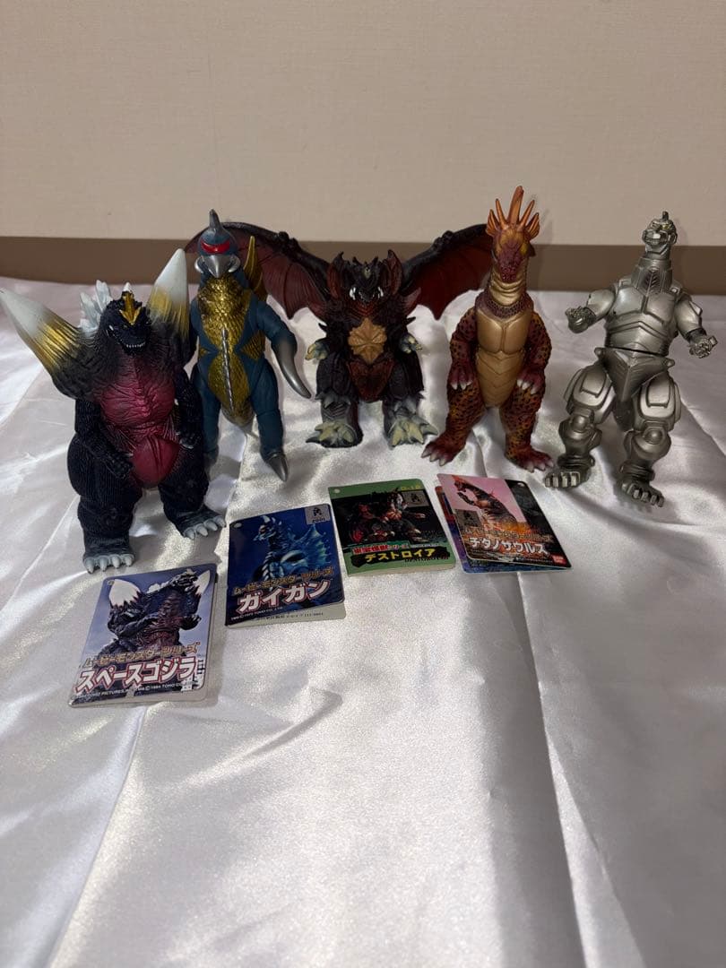 ゴジラ モンスターズ ソフビ 5体セット タグあり ゴジラ モンスターズ ソフビ 5体セット タグあり - メルカリ