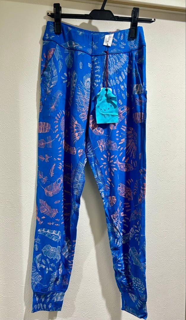 新品ホアナデアルコ　Juana de Arco ポケット付きパンツ Juana de Arco 🇯🇵 (@juanadearco.jp) · Shibuya-ku, Tokyo