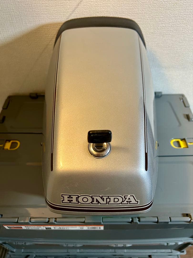 ホンダ GB250 クラブマン 純正 シングルカウル 自作ステー付き - メルカリ
